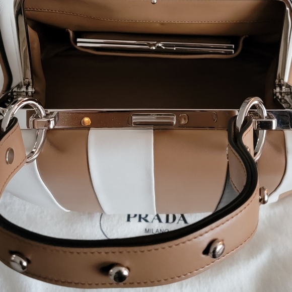RARE Authentic Prada Baiadera Frame Bag - Picture 3 of 7